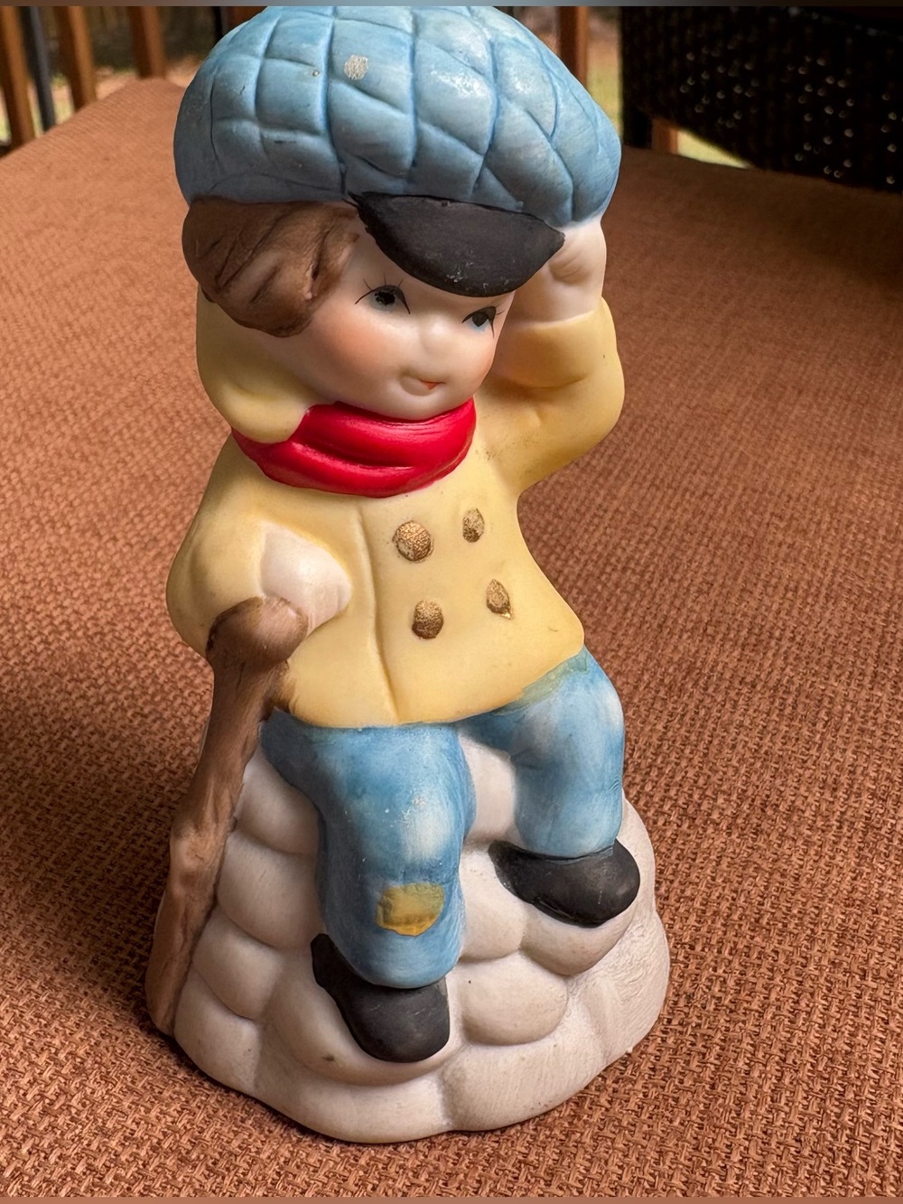 Bring home a touch of late 1970s holiday nostalgia with this Vintage 1978 Jasco